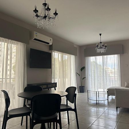 Beach Apartment'S Limassol Kültér fotó