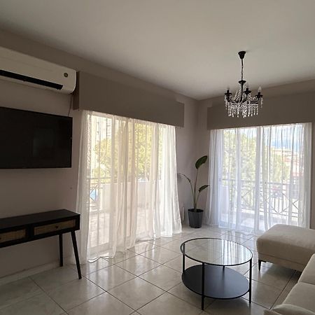 Beach Apartment'S Limassol Kültér fotó