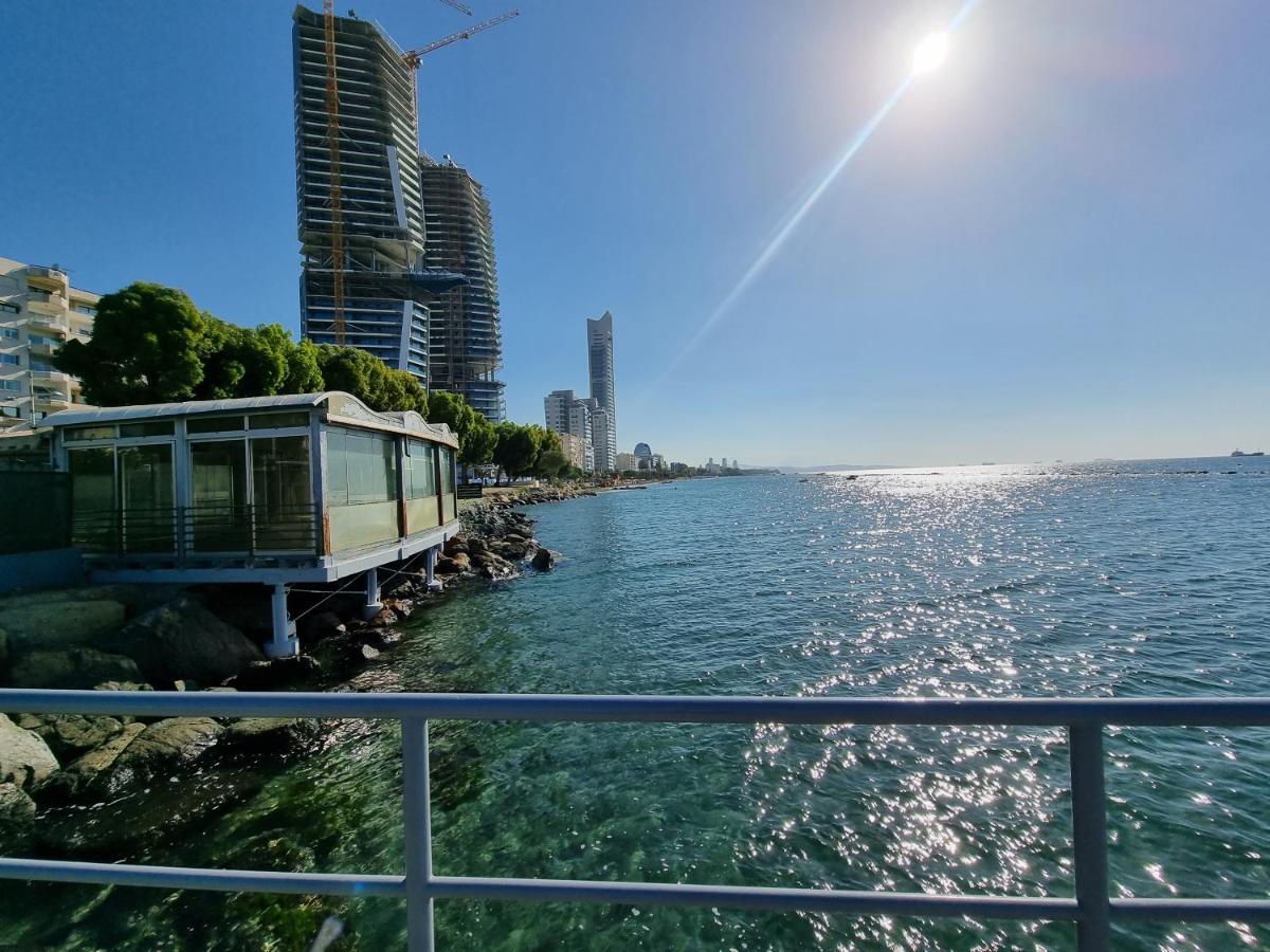 Beach Apartment'S Limassol Kültér fotó