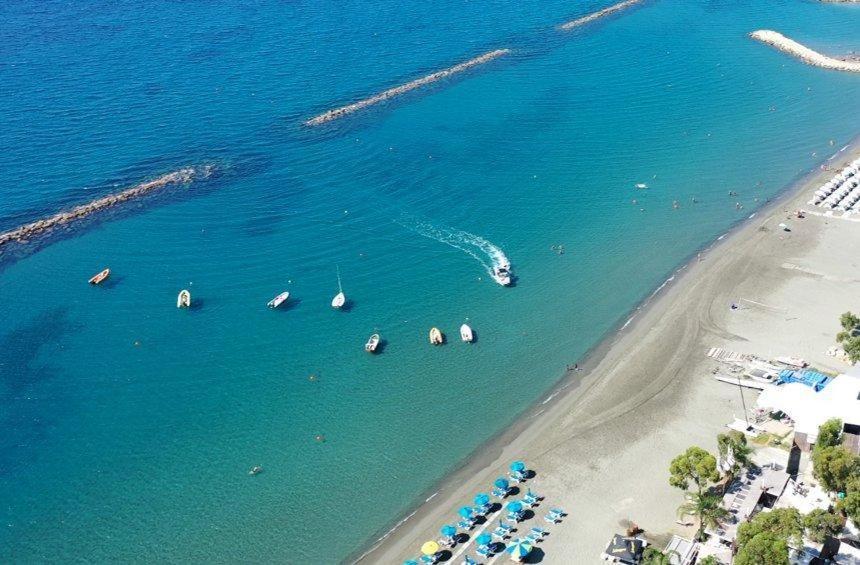 Beach Apartment'S Limassol Kültér fotó