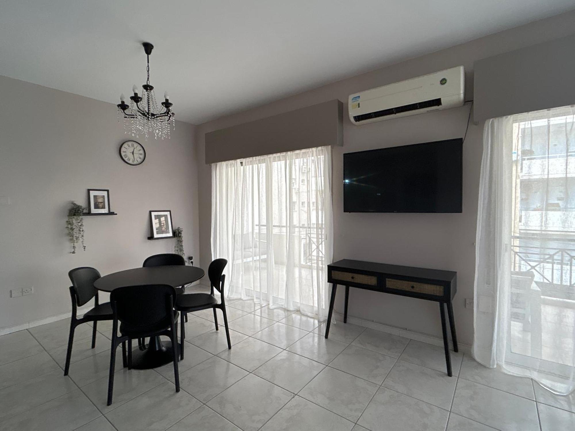 Beach Apartment'S Limassol Kültér fotó